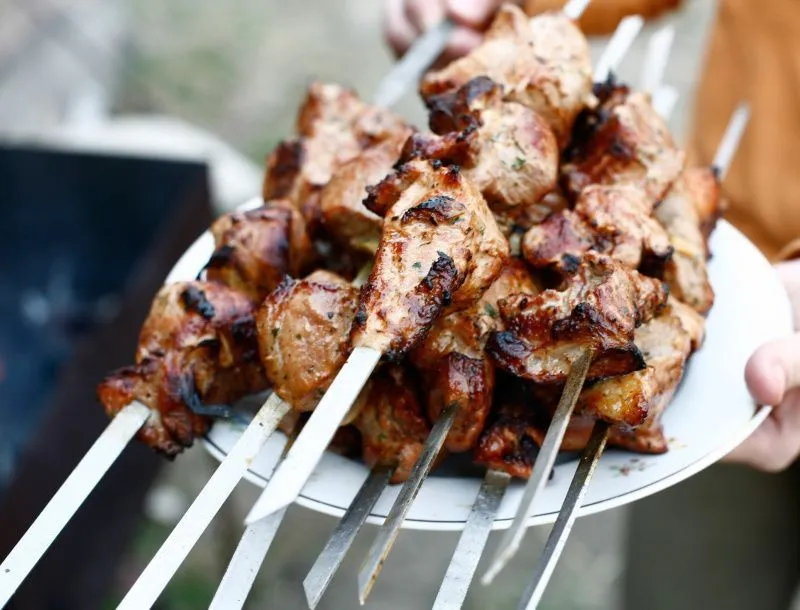 Как правильно жарить шашлык