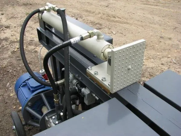 Дровокол на трактор своими руками