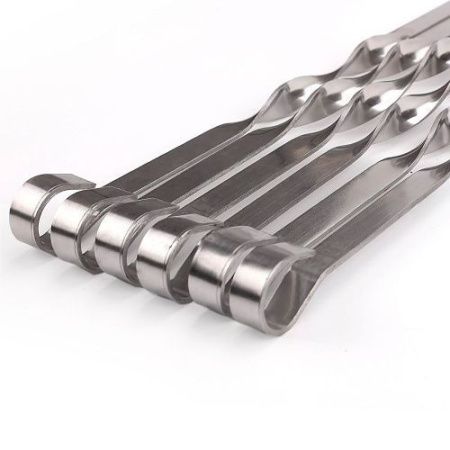 Мангал складной «Дипломат» в наборе с шампурами из нержавейки Мангал складной «Дипломат» в наборе с шампурами из нержавейки